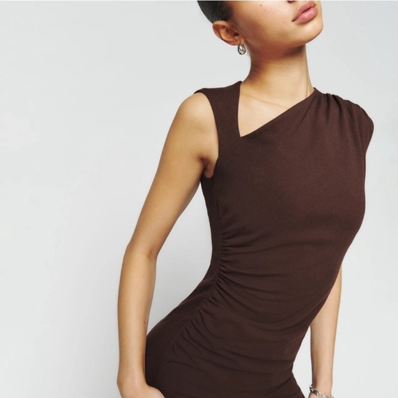 Reformation Amiah Knit One Shoulder Maxi Dress in Cafe Size XL NWT - Picture 9 of 11